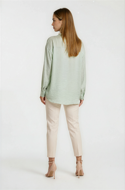 Önden Düğmeli Oversize Gömlek ÇAĞLA