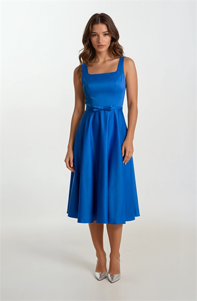 Orsetta Kare Yaka Askılı Kloş Fiyonk Kemerli Uzun Abiye Elbise SAKS