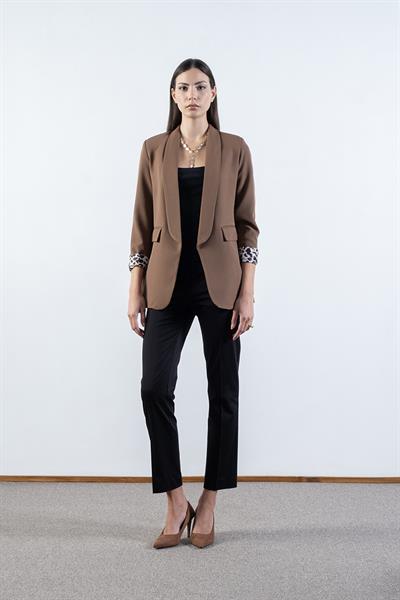 Orsilda Şal Yakada Gül Detaylı Ceket KAHVE