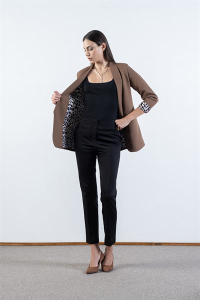 Orsilda Şal Yakada Gül Detaylı Ceket KAHVE