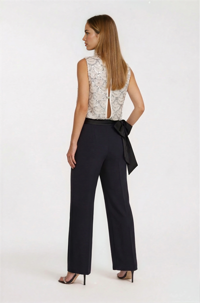 Payetli İşlemeli Kolsuz Geniş Paça Davet Tulumu BEJ