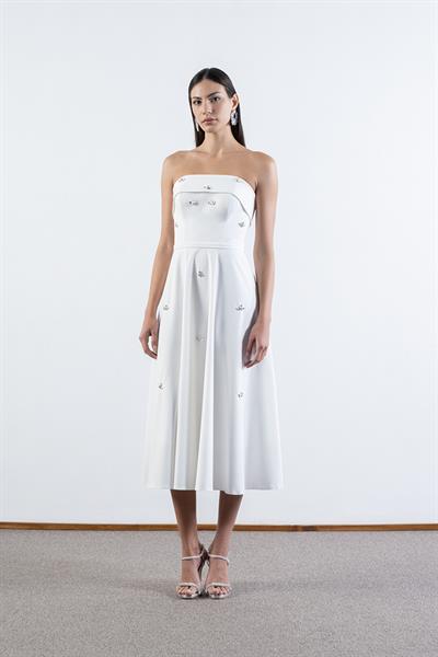 Peltz Straplez Yaka Kloş Taş İşleme Detaylı Kısa Abiye Elbise EKRU