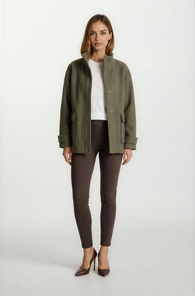 Petunia Dik Yaka Fermuarlı Kapaklı Büyük Cepli Mont HAKİ