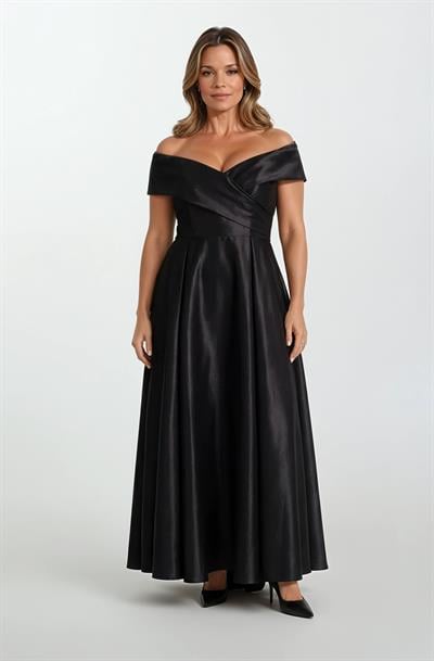 Rinetto Madonna Yaka Kloş Uzun Abiye Elbise SİYAH