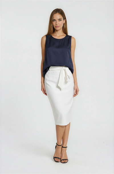 Rocchetti Kolsuz Yuvarlak Yaka Bluz SİYAH