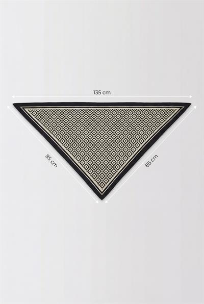 Siyah Geometrik Desenli 135x85 Üçgen Eşarp SİYAH
