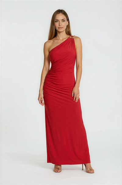 Tek Omuz Metal Aksesuarlı Yanı Drapeli Davet Elbisesi KIRMIZI