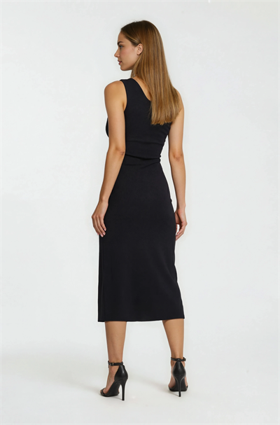 Tek Omuz Yanı Drapeli Yırtmaçlı Midi Elbise SİYAH