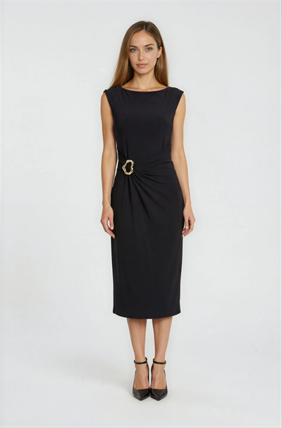 Toka Detaylı Drapeli Asimetrik Kesim Elbise SİYAH