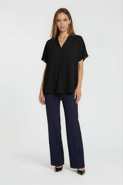 V Yaka Kısa Kol Salaş Bluz SİYAH