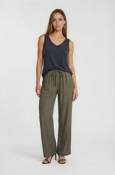 V Yaka Kolsuz Salaş Bluz SİYAH