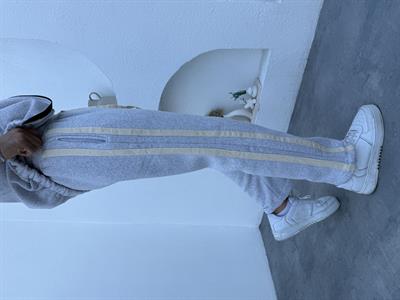 3 İplik Şardonlu Şerit Detaylı Takım Gri