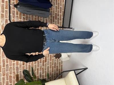 Açık Yaka Triko Kazak Siyah