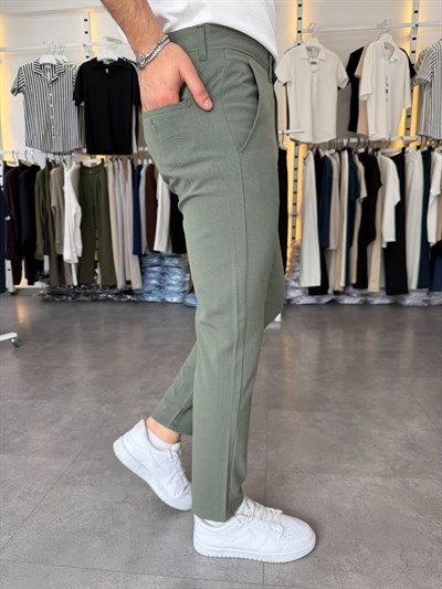 Dilli Regular Kumaş Pantolon Çağla Yeşili