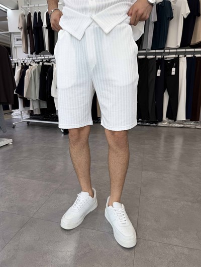 İthal Oversize Crop Kesim Şortlu Takım Beyaz