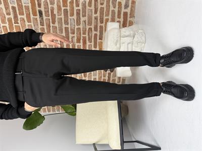 Kendinden Kemerli Kumaş Pantolon Siyah