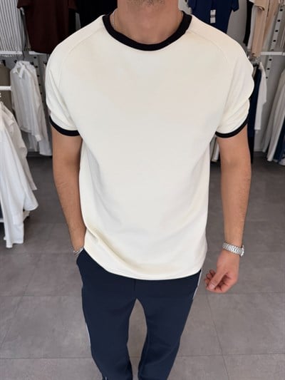 Oversize Yaka Kol Detaylı Tişört Siyah