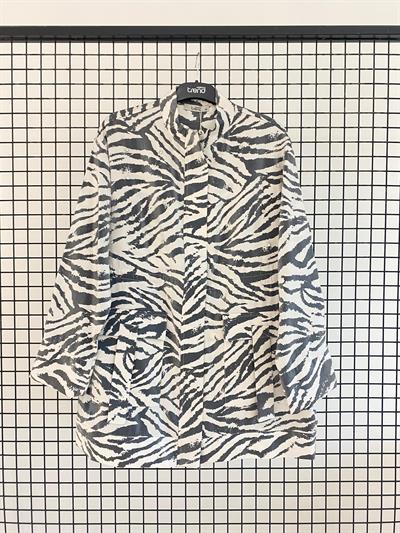 ARMİNE TREND CEKET LEOPAR DESENLİ 25YT533 - SİYAH
