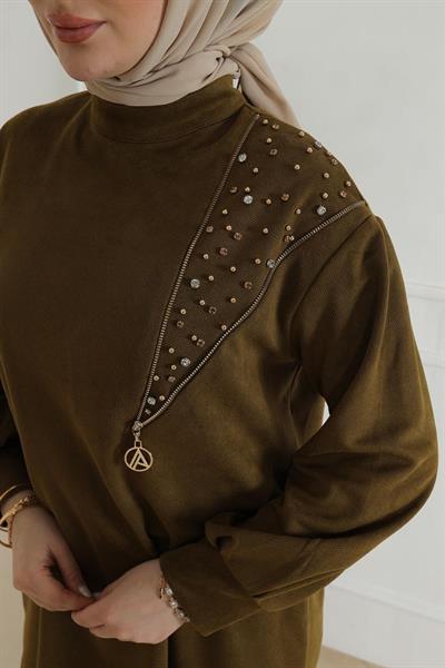 ARMİNE TREND Fermuar ve Taş Detaylı Kolları Ribanalı Tunik-Olive 24KT427