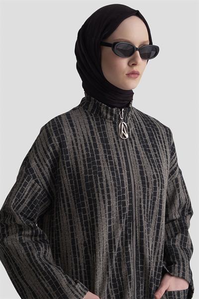 Armine Trend Kendinden Desenli Sim Detaylı Boydan Fermuarlı Cepli Giyçık Siyah 25KT547