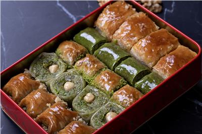 Şükrü Efendi 1935 | Antep Fıstıklı ve Cevizli Karışık Baklava