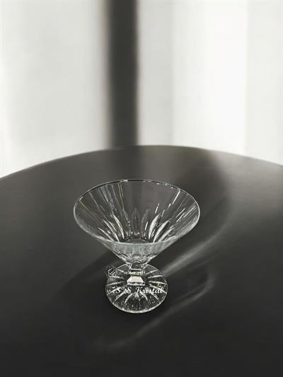 Ayaklı DoDondurmalık Badem Şeffaf 