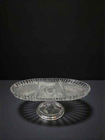 BÖLMELİ OVAL TABAK DİK KESME ŞEFFAF AYAKLI 