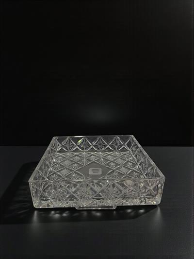 DERİN KARE  TABAK AYAKLI  BÜYÜK BOY        24*24CM YILDIZ DEKOR ŞEFFAF AYAKLI