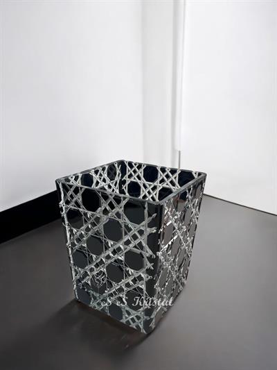 Kare Vazo 14 Cm Hasır Siyah
