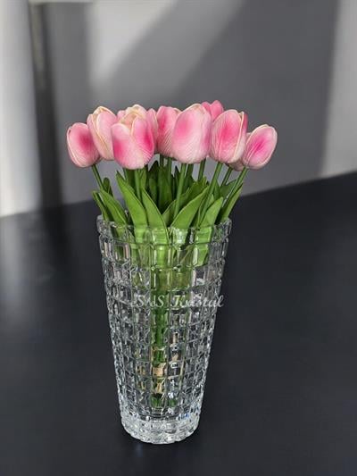 Konik Vazo 25 Cm Kare Dilimli Şeffaf