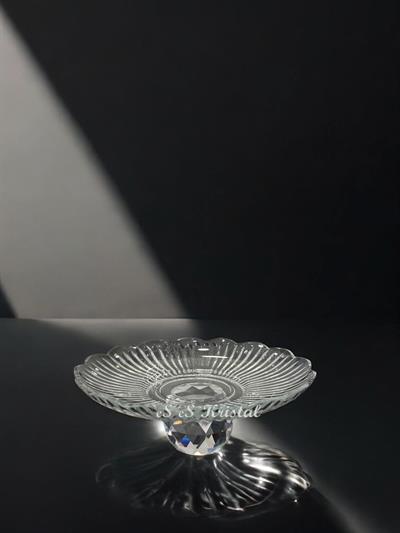 Tek Katlı Lokumluk Kristal Top Ayaklı Dik kesme Şeffaf