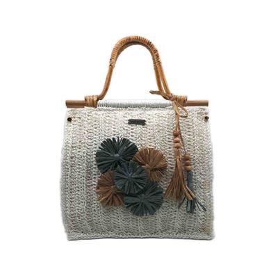 Bambu Saplı ve Çiçek Aplikeli El Örgüsü Çanta, Besa Bags El İşi Çantalar