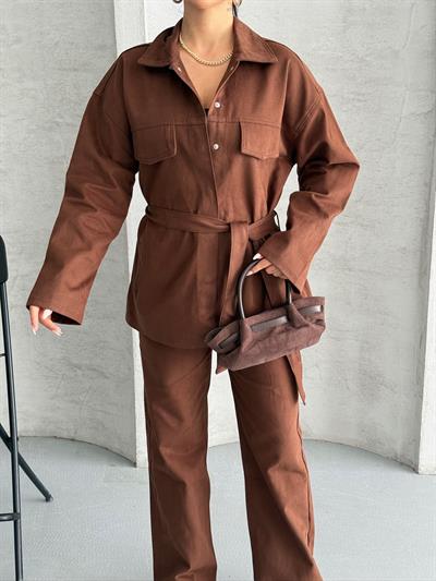 Kahverengi Kuşaklı Denim Takım