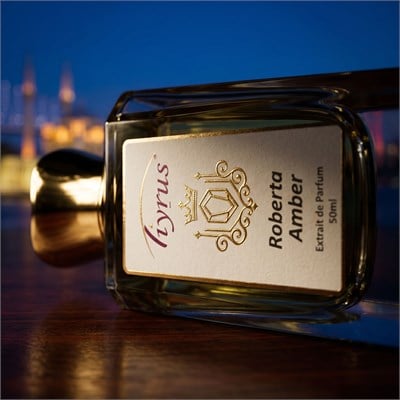 Roberta Amber Extrait de Parfüm 50 ml.