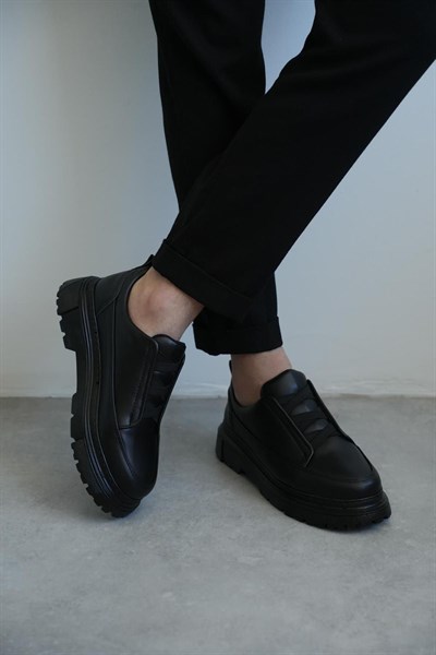 703 MODEL PREMIUM AYAKKABI TAM SİYAH