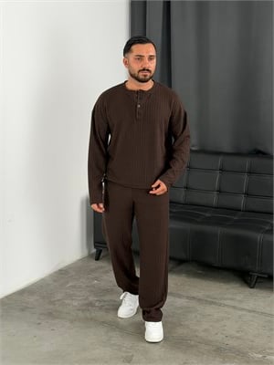 Burgu Desen Henley Model Takım Acı Kahve