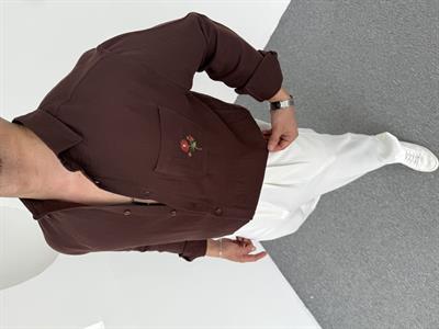 Çiçek Nakışlı Keten Gömlek Kahve