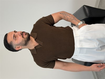 HFA AÇMA YAKA %100 PAMUK TRİKO TİŞÖRT ACI KAHVE