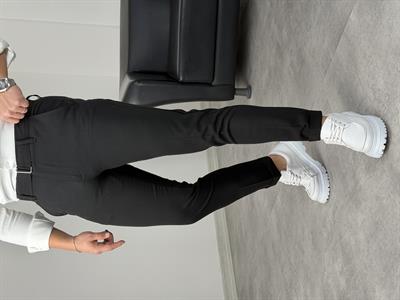 KENDİNDEN KEMERLİ DUBLE PAÇA KUMAŞ PANTOLON  SİYAH