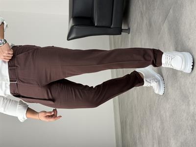 KENDİNDEN KEMERLİ DUBLE PAÇA KUMAŞ PANTOLON ACI KAHVE