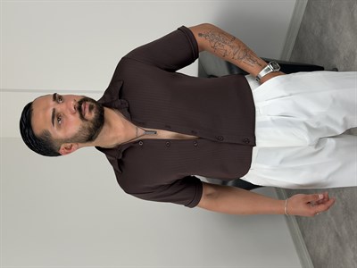 OYS KUMAŞ İNCE ÇİZGİLİ KISAKOL GÖMLEK ACI KAHVE