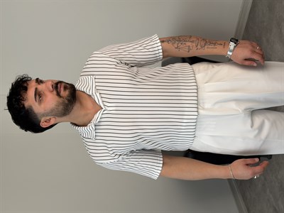 RENKLİ FİTİLLİ POLO YAKA OVERSİZE TİŞÖRT BEYAZ