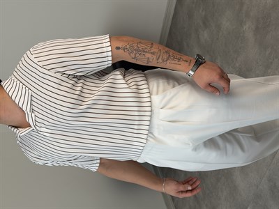 RENKLİ FİTİLLİ POLO YAKA OVERSİZE TİŞÖRT KAHVERENGİ