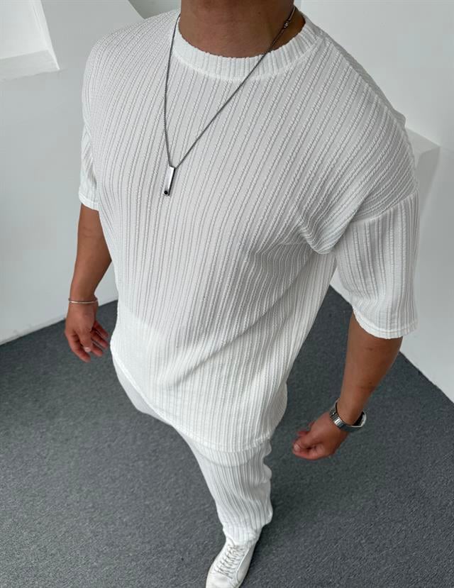 Burgu Desen Oversize Tişört Beyaz