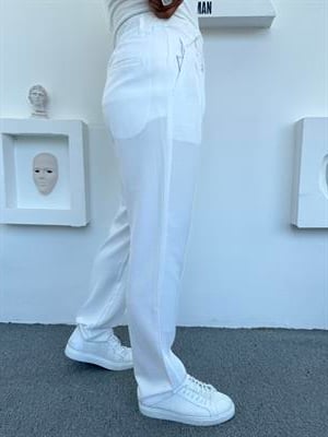 SOFYA KETEN PİLELİ BAGGY BEYAZ