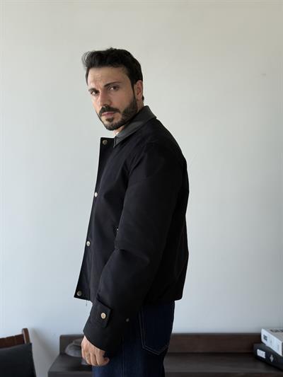 Devrice Deri Yaka Siyah Ceket