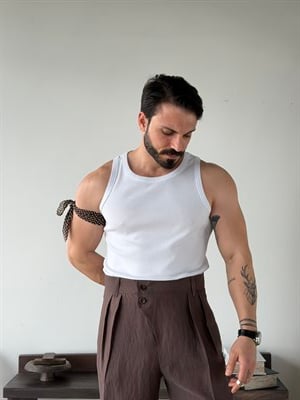 Leo Beyaz Atlet