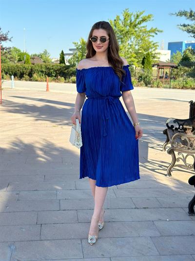 Akordiyon Kumaş Madonna Yaka Elbise Saks Mavi