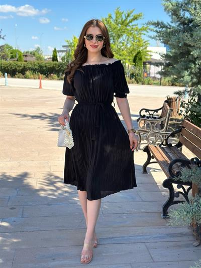 Akordiyon Kumaş Madonna Yaka Elbise Siyah