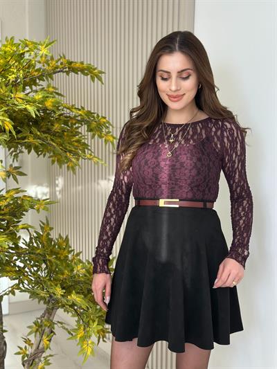 Asimetrik Kesim Güpür Bluz Mürdüm